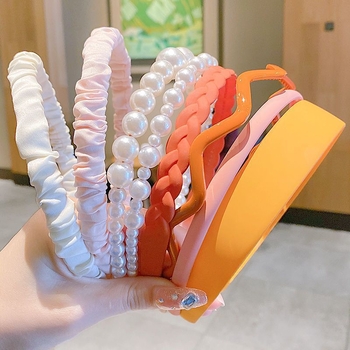 Roku darīta satīna galvas lente ar pērlītēm meitenēm - dabīgs stils, svaigs un salds