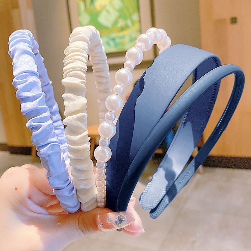 Roku darīta satīna galvas lente ar pērlītēm meitenēm - dabīgs stils, svaigs un salds