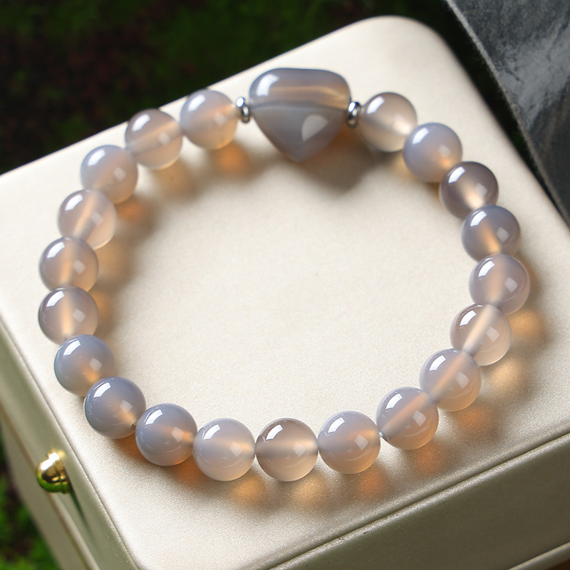 Karkötő - Szív alakú ametiszt kristály, kézzel készített gyöngyök, egyszerű uniszex stílus