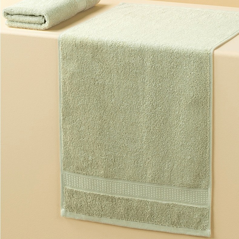 Prosop în cutie cadou, 90 g bumbac cu fibre lungi, țesătură simplă, fir pieptănat, logo personalizabil