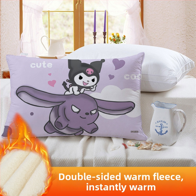 Divpusēja spilvendrāna bērniem Kuromi ar flīsa oderi, digitālā apdruka, 100% poliesters