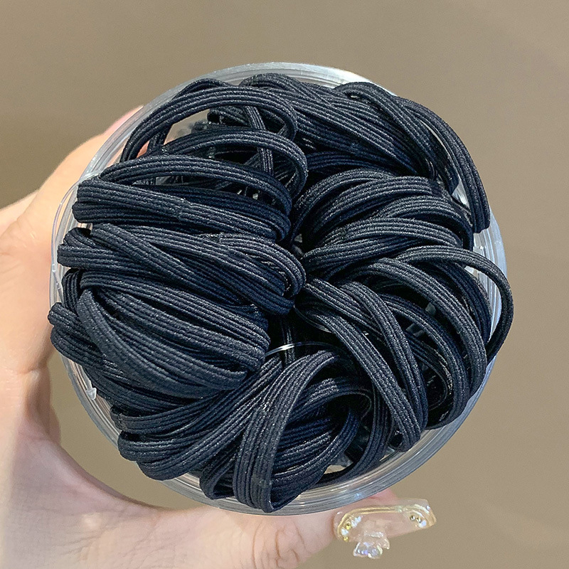 Hajgumi kevert anyagból, egyszerű stílus, nyár 2025, Fashion Commute