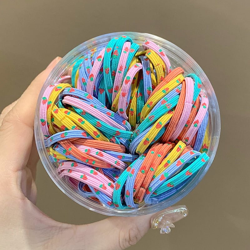 Hajgumi kevert anyagból, egyszerű stílus, nyár 2025, Fashion Commute