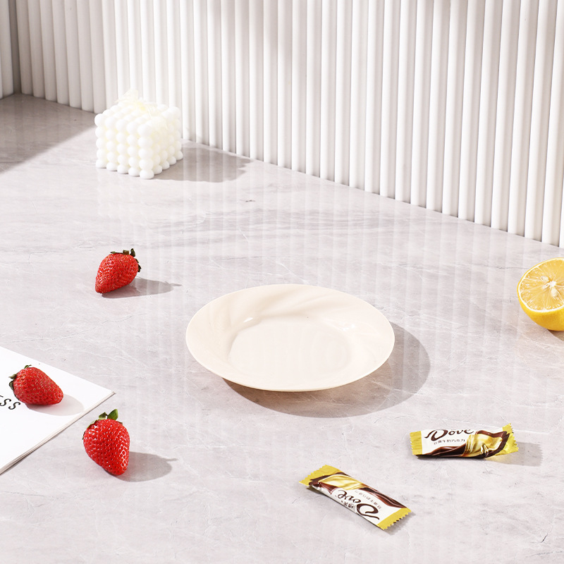 Laijushun augļu plāksne, plastmasa, jauns ķīniešu stils, izlaists 2025. gadā.