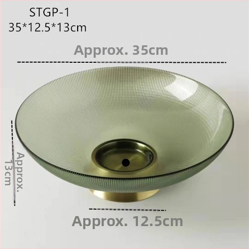 Stikla augļu šķīvis – mūsdienīgs vieglais luksuss, pirmās klases kvalitāte, uzkodas un žāvēti augļi, dzīvojamai istabai kā dekors.