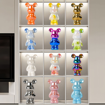 Keramikas lāča karikatūras figūriņa, modernā minimālistiskā stilā; Materiāls: glazēta keramika; Kategorija: Karikatūra; Ideāls dāvanai