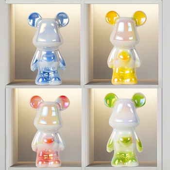 Keramikas lāča karikatūras figūriņa, modernā minimālistiskā stilā; Materiāls: glazēta keramika; Kategorija: Karikatūra; Ideāls dāvanai