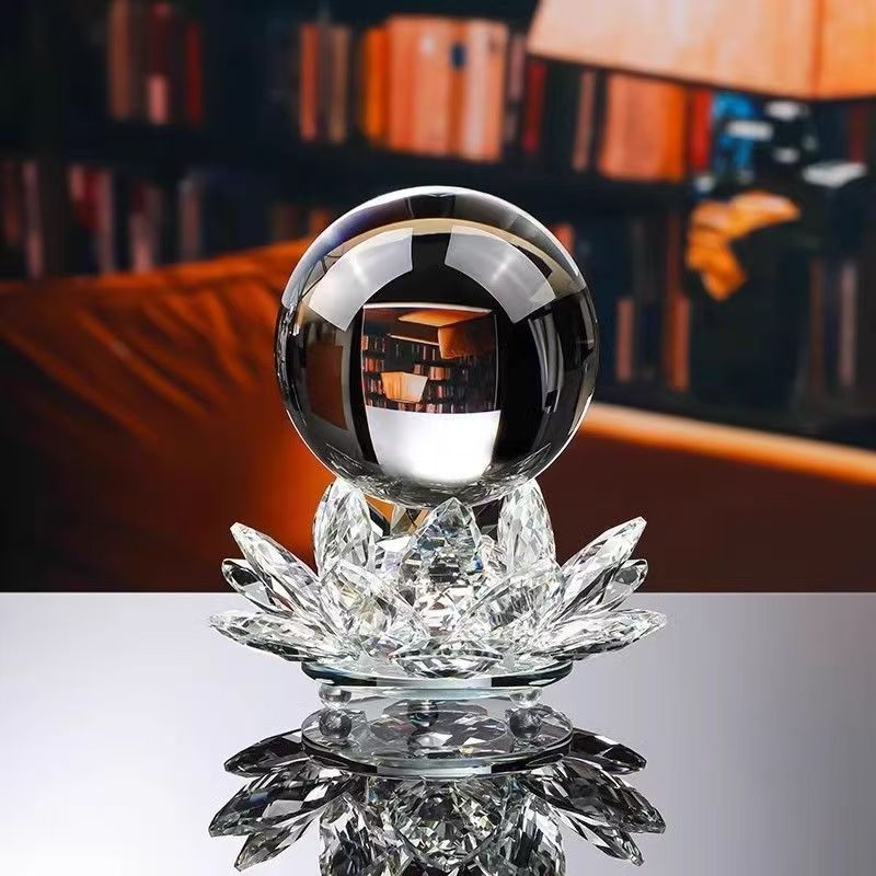 Kristāla Lotus dekors ar lampas pamatni un kristāla lodīte - Materiāls: bambuss; Stils: Ķīniešu stils; Pasūtījuma apstrāde: Jā; Preces numurs: 1009200268