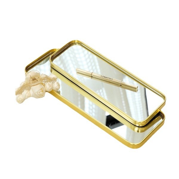 Viegls luksusa stila metāla spoguļa trauks ar daudzpusīgu neregulāru formu, pakaramais spogulis dzīvojamai istabai