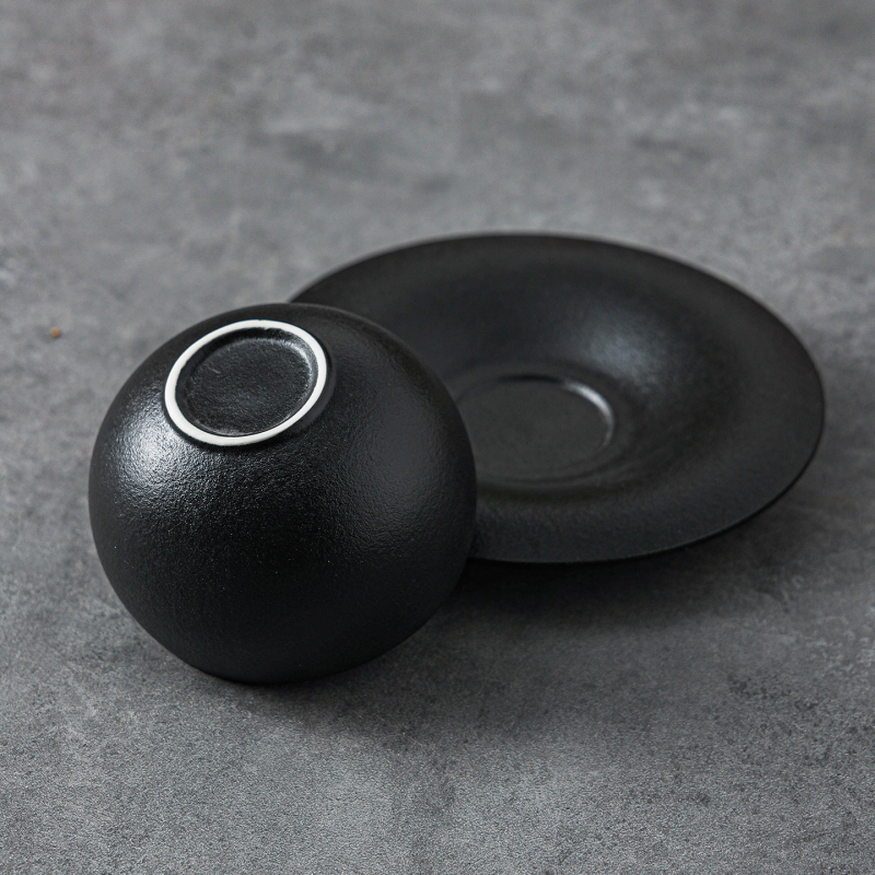 Keramiska kafijas krūze, retro vieglā luksusa stils, pielāgojama, latte art iespēja, svars 500 g (Keramikas materiāls • Latte art iespēja • Pielāgojama • Svars 500 g • Retro vieglā luksusa stils)