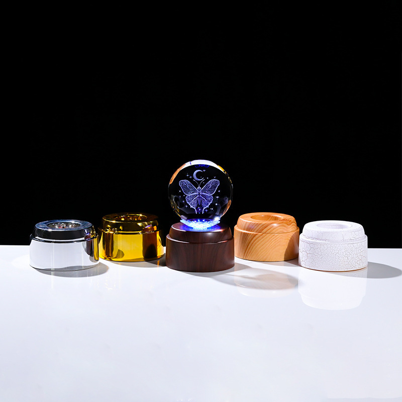 Nakts gaismas dekors ar pieskāriena sensoru, seši mirgošanas režīmi un dubultā lampas pamatne — plastmasa, mūsdienīgs stils