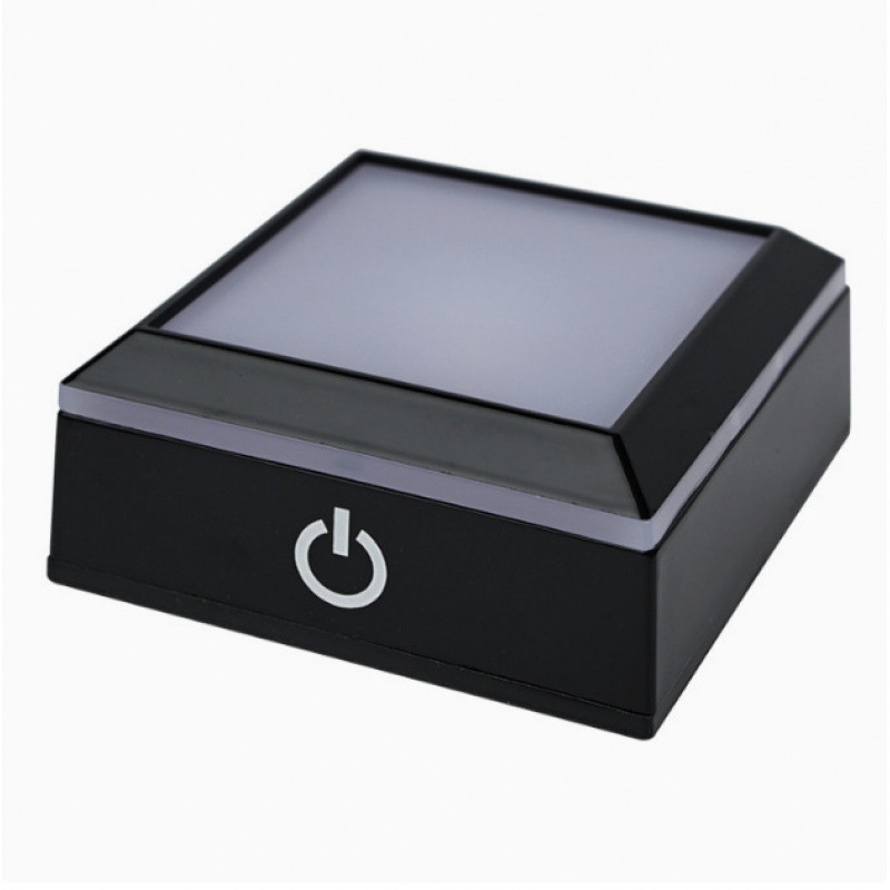 Nakts gaismas dekors ar pieskāriena sensoru, seši mirgošanas režīmi un dubultā lampas pamatne — plastmasa, mūsdienīgs stils