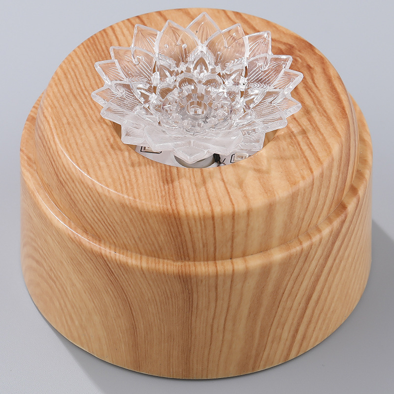 Nakts gaismas dekors ar pieskāriena sensoru, seši mirgošanas režīmi un dubultā lampas pamatne — plastmasa, mūsdienīgs stils