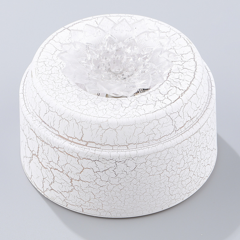 Nakts gaismas dekors ar pieskāriena sensoru, seši mirgošanas režīmi un dubultā lampas pamatne — plastmasa, mūsdienīgs stils