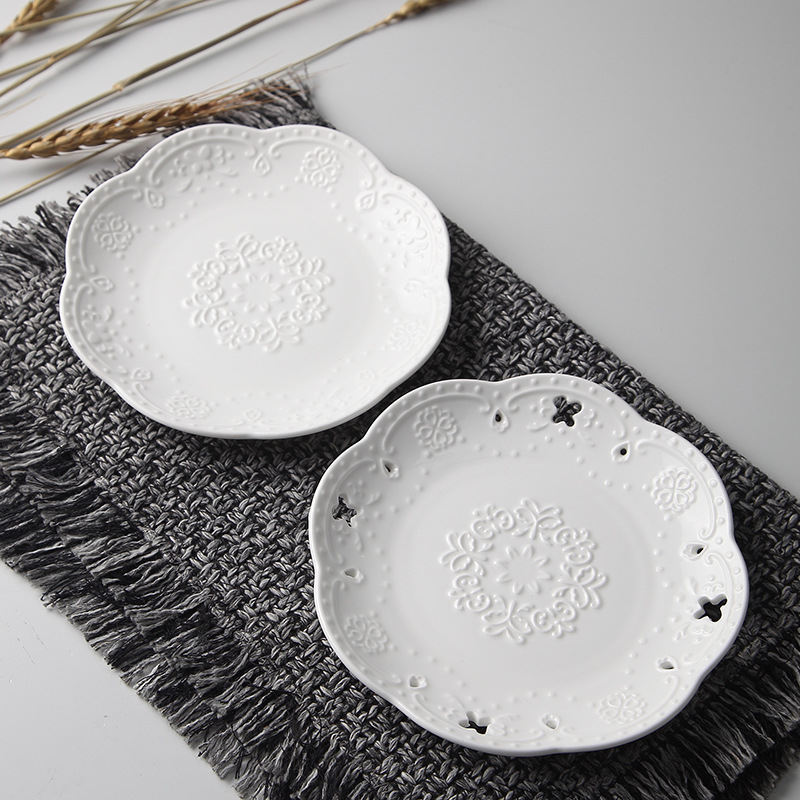 Porcelāna apļveida šķīvis kūkām un dim sum, Eiropas stila reljefs, podglazūras krāsa, mikroviļņu drošs, pielāgojams