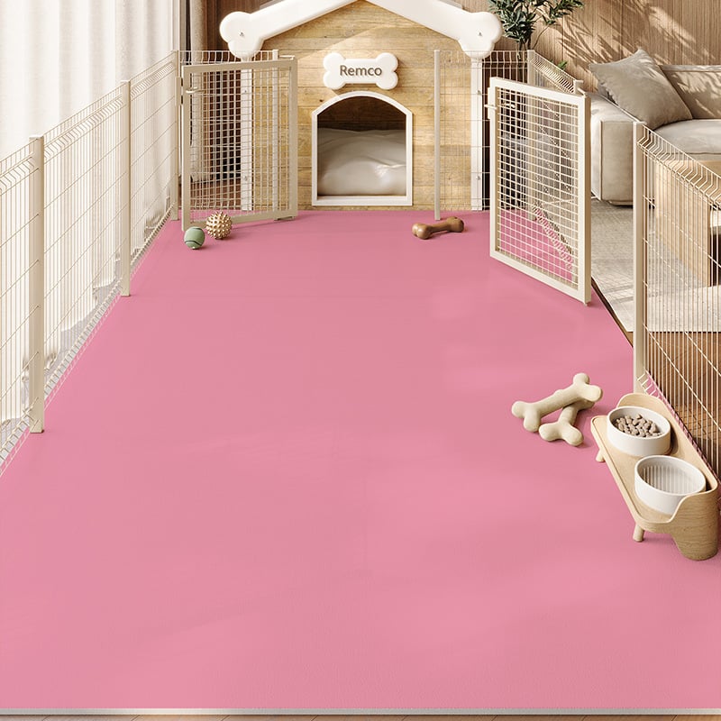 PVC paklājs mājdzīvniekiem, ūdensizturīgs un urīna noturīgs, viegli kopjams, kvadrāta forma, vienkrāsains dizains, piemērots dzīvojamajai istabai