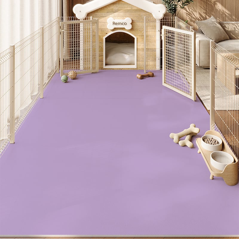 PVC paklājs mājdzīvniekiem, ūdensizturīgs un urīna noturīgs, viegli kopjams, kvadrāta forma, vienkrāsains dizains, piemērots dzīvojamajai istabai