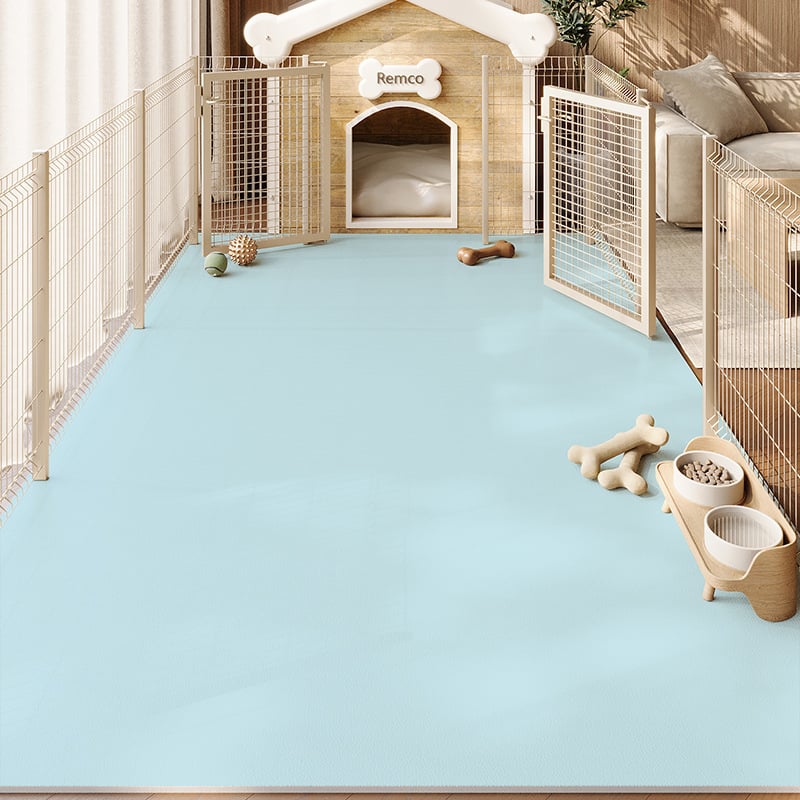 PVC paklājs mājdzīvniekiem, ūdensizturīgs un urīna noturīgs, viegli kopjams, kvadrāta forma, vienkrāsains dizains, piemērots dzīvojamajai istabai
