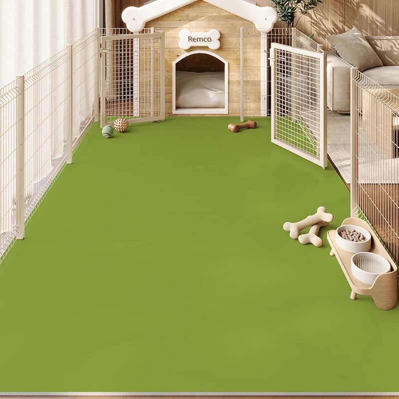 PVC paklājs mājdzīvniekiem, ūdensizturīgs un urīna noturīgs, viegli kopjams, kvadrāta forma, vienkrāsains dizains, piemērots dzīvojamajai istabai