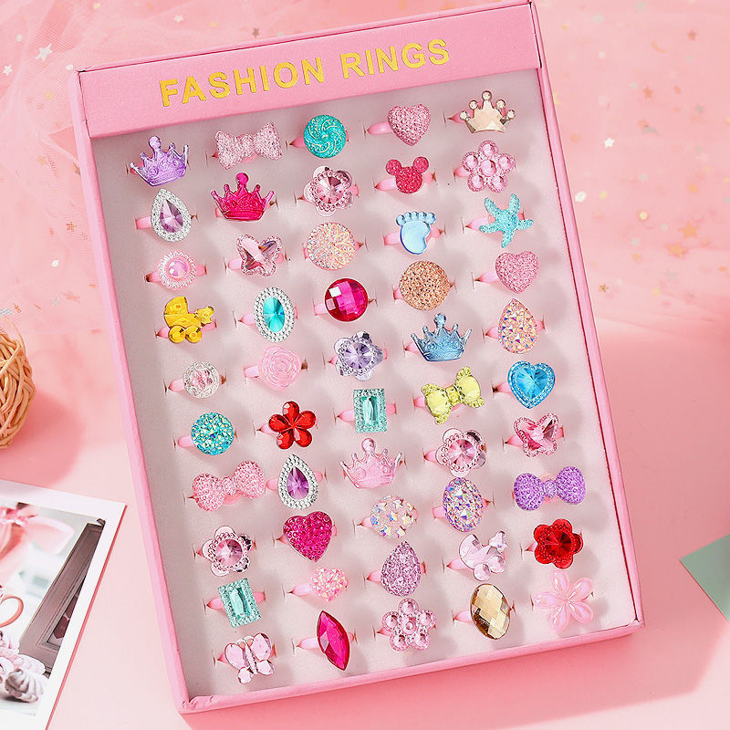 Gyermekeknek szánt műanyag/gyanta karikák, rajzfilm-stílus, kézzel készített, egyedi csomagolás