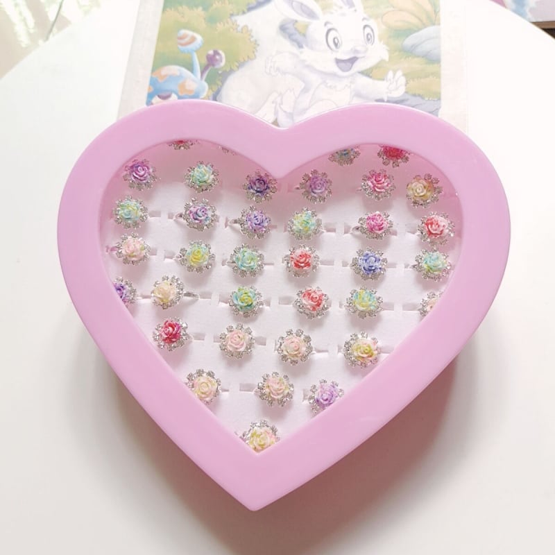 Bērnu gredzenu komplekts ar kristāla akmeņiem, regulējams, sirds formas dāvanas kastē, 36 gab., japāņu un Dienvidkorejas stils bērniem