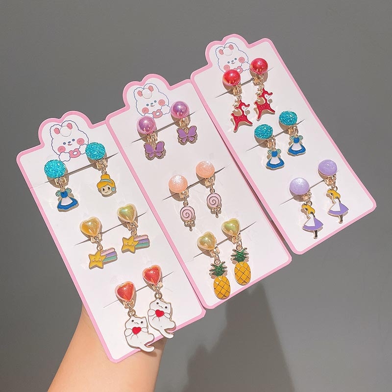 Bērnu klipses auskari ar zaķīša kulonu, karikatūras stils, roku darbs no sakausējuma, vecuma diapazons 3–10 gadi