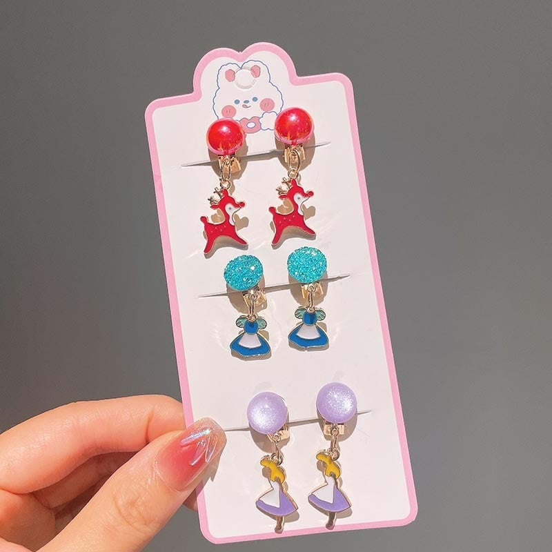 Bērnu klipses auskari ar zaķīša kulonu, karikatūras stils, roku darbs no sakausējuma, vecuma diapazons 3–10 gadi