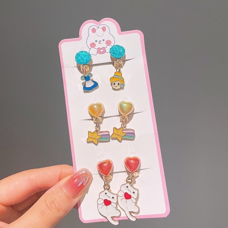 Bērnu klipses auskari ar zaķīša kulonu, karikatūras stils, roku darbs no sakausējuma, vecuma diapazons 3–10 gadi