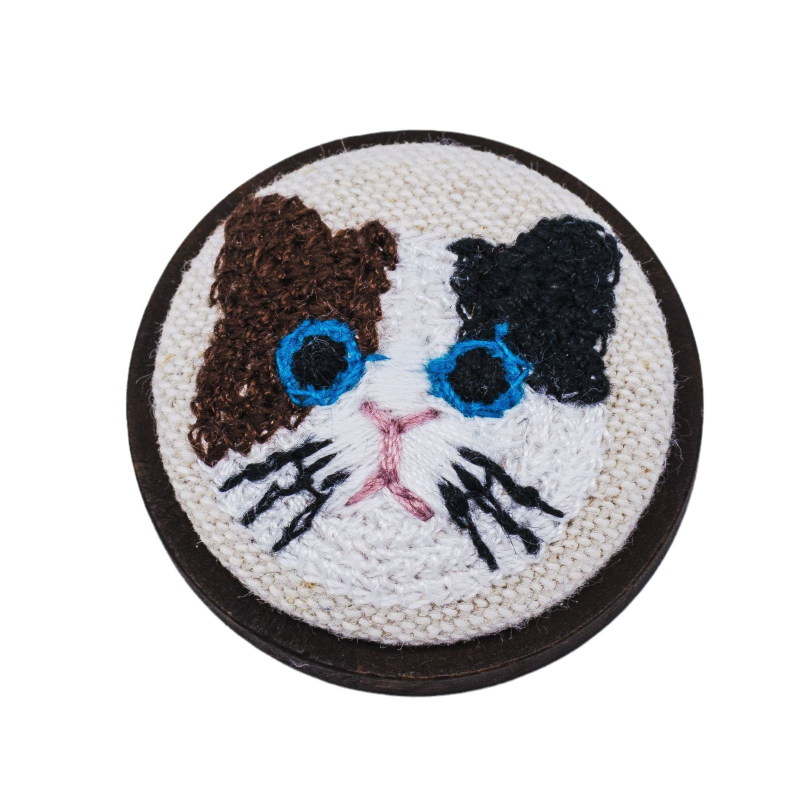 Broš s 3D izvezom mačke na tkanini, okruglog oblika, životinjski motiv, podrijetlo Chongqing