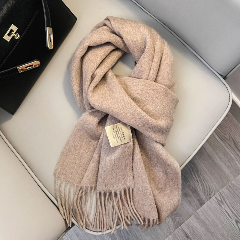 Šal od 100% vune, warp pletenje, zadržava toplinu, zima, produžena duljina sa resicama