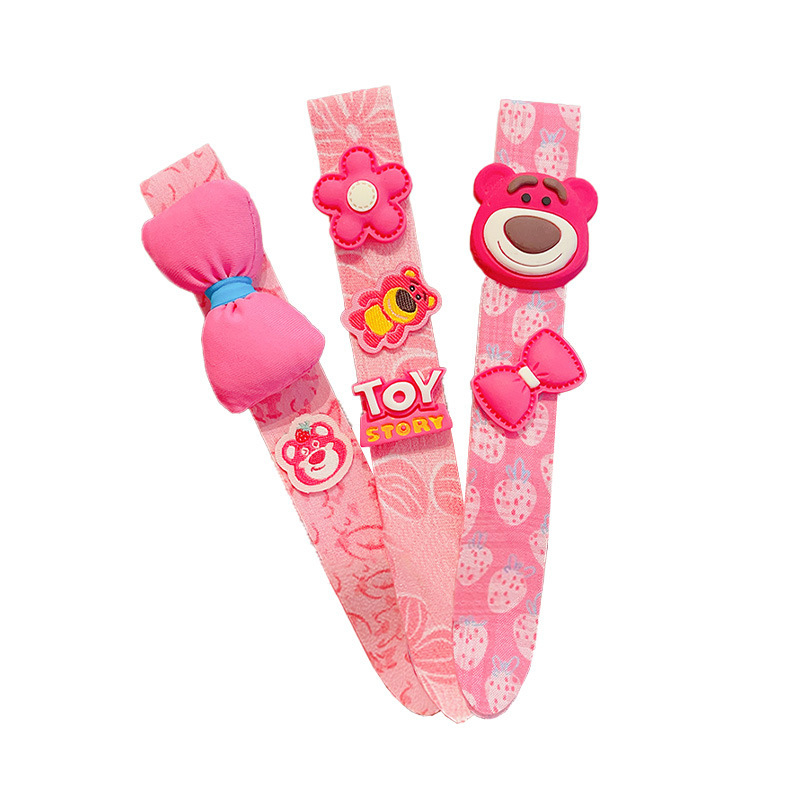 Bērnu matu lente ar karikatūru dizainu, roku darbs, ar auduma ziedu akcentiem un titāna kristāliem, pielāgošana