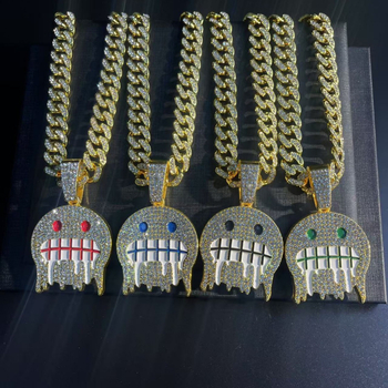 Geometriska kaklarota no cinka sakausējuma ar pilnu diamant kulonu, hip-hop stils – Hengfai xinda
