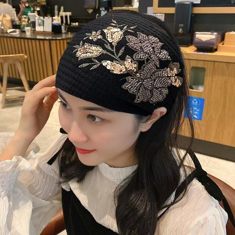 Kokvilnas auduma galvas lente ar ziediem, etniskā stilā ar retro noskaņu, sievietēm