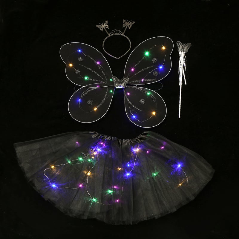 Kosmētikas apģērbu rekvizīti: četrdaļīgs komplekts ar spīdīgu tauriņa motīvu uz aizmugurējās galvas lentes un tiuliskām svārkiem bērnu izrādei