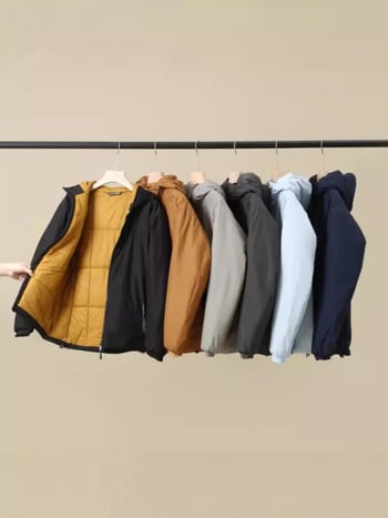 Geacă cu glugă din nylon, umplutură poliesterică, ușoară, călduroasă, cu fermoar