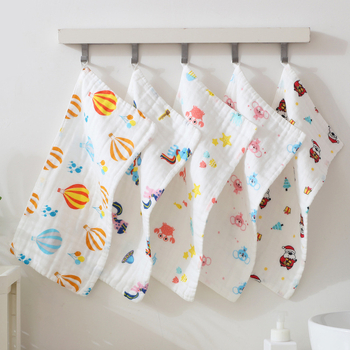 Kokvilnas gāze bērnu dvielis, diegu specifikācija 40, plakanais audums ar apdruku, viegls zem 50 g, logotipa personalizācijas iespēja