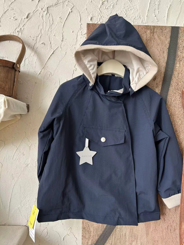 Unisex vaikų vėjo striukė su gobtuvu, nuimamas gobtuvas; 100% poliesteris; skirta vaikams 3–8 m.; pavasario 2025 dizainas