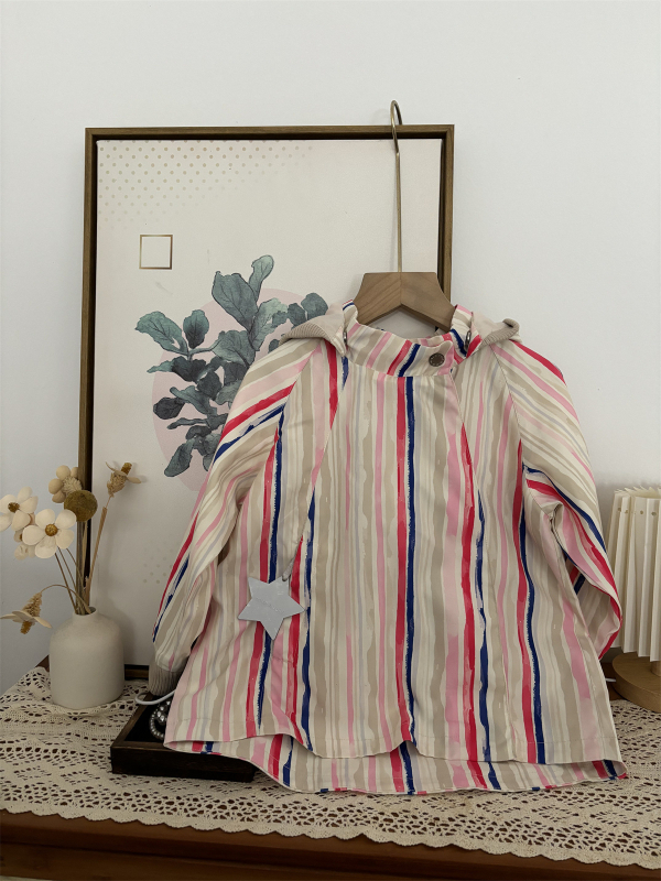 Unisex vaikų vėjo striukė su gobtuvu, nuimamas gobtuvas; 100% poliesteris; skirta vaikams 3–8 m.; pavasario 2025 dizainas