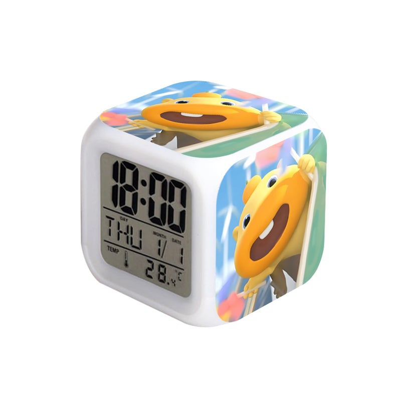 Négyzet alakú diák ébresztőóra LCD kijelzővel, hőmérővel, sötétben világító és örökös naptárral.