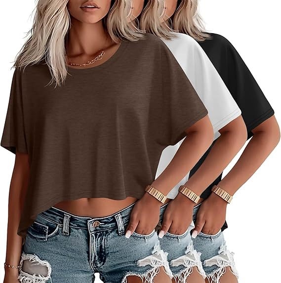 Set od 3 ženskih cropped majica s kratkim rukavima, okruglim izrezom, batwing rukavima, širok kroj