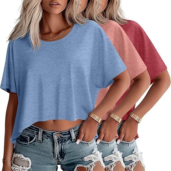 Set od 3 ženskih cropped majica s kratkim rukavima, okruglim izrezom, batwing rukavima, širok kroj