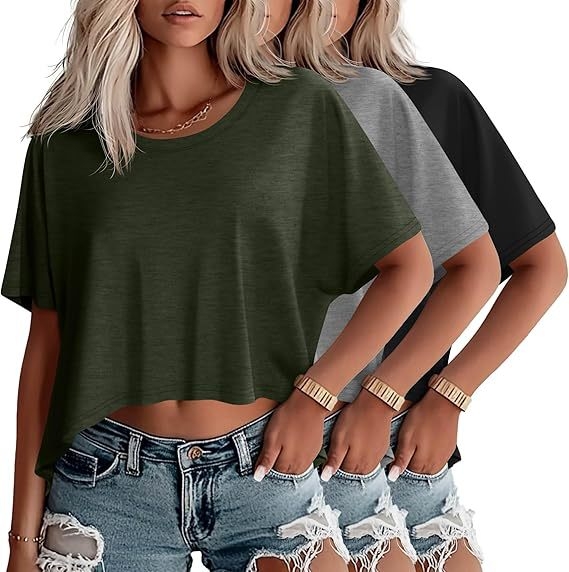 Set od 3 ženskih cropped majica s kratkim rukavima, okruglim izrezom, batwing rukavima, širok kroj