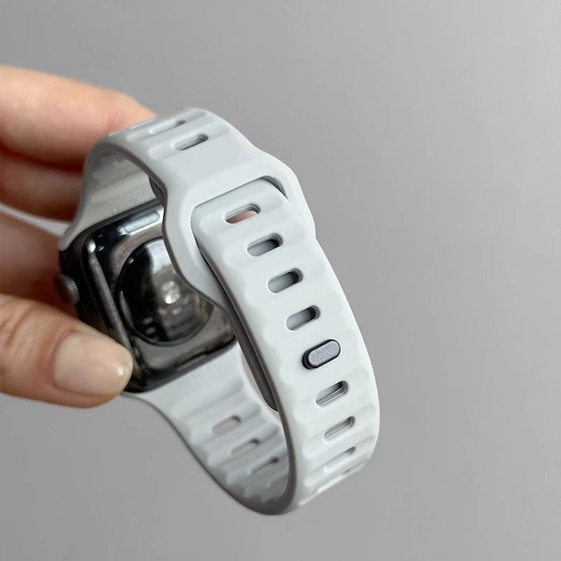 Prozračan silikonski kaiš za Apple Watch S7–S10, moderan
