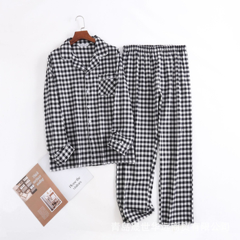 Set pidžame od 100% pamuka, flanel, s dugačkim rukavima i hlačama, srednja težina 141–160 g/m2