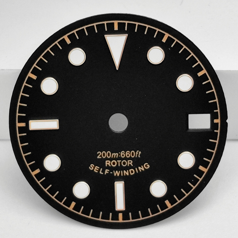 Laikrodžio ciferblato keitimas su šviesinančiu apatinio skyriaus dialu, NH35/NH36 judėjimo suderinamumas, modelis 6003, dėžutėje 1, išleistas 2024 m. vasaros