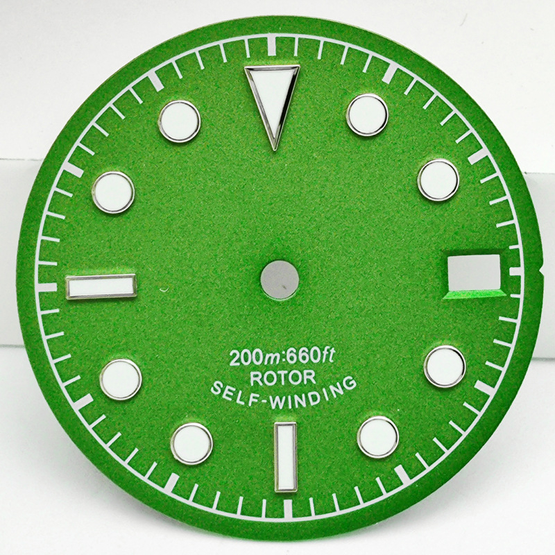 Laikrodžio ciferblato keitimas su šviesinančiu apatinio skyriaus dialu, NH35/NH36 judėjimo suderinamumas, modelis 6003, dėžutėje 1, išleistas 2024 m. vasaros