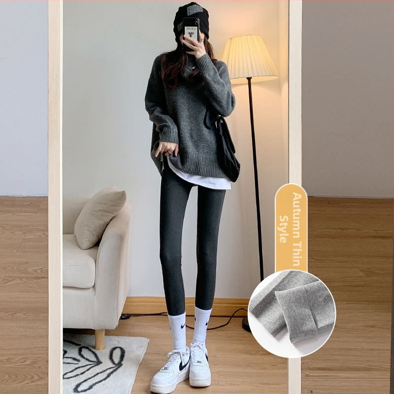 Naistele termilised fleece vooderga leggingud, paks materjal, polüester-spandeksi segu, 9/10 pikkus, kitsas lõige