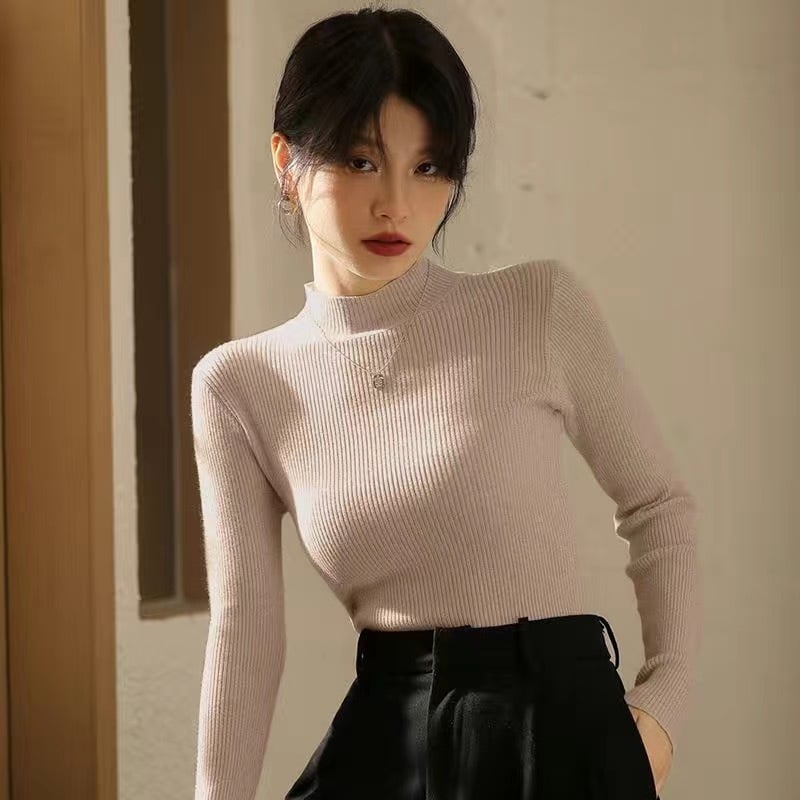 Naiste korea-stiilis must polükõrgusega kootud džemper, ühevärviline, pikad varrukad, kitsas lõige, kapuutsiga, pikkus 50–65 cm, sügis 2025