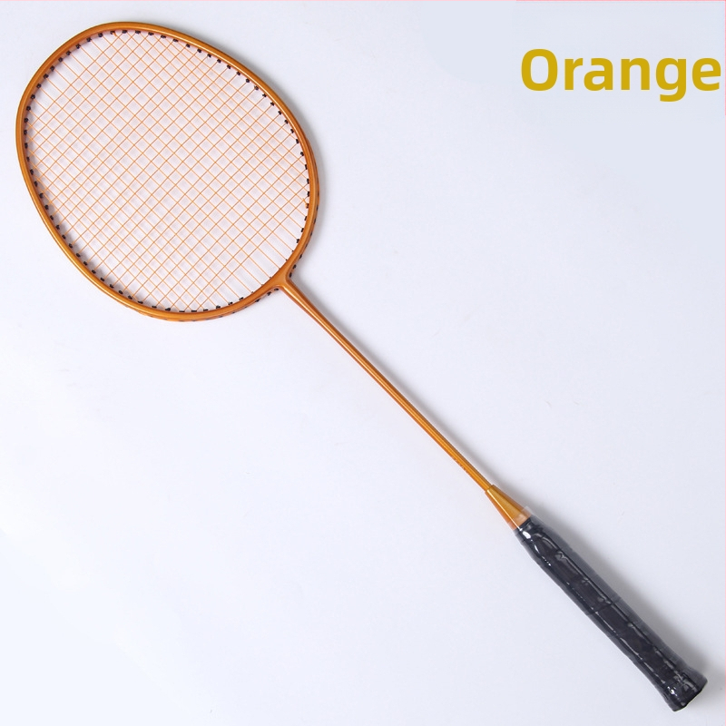 Raketa za badminton od karbonskih vlakana — ultra lagana, 80-84 g; direktni udar; za amaterske juniore; mogućnost prilagodbe