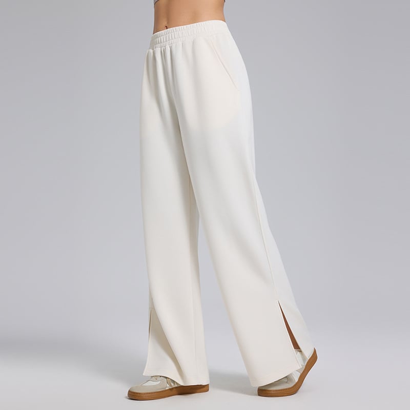 Moterų dviejų dalių komplektas su laisvo kirpimo plačiomis kelnėmis ir džemperiu; Audinys: modal; Sezonos: žiema, pavasaris, ruduo; Stilius: sportas, laisvalaikis, retro